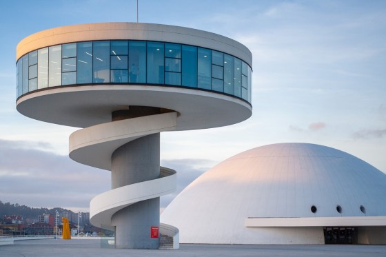 Centro Niemeyer, Alviles, Spain